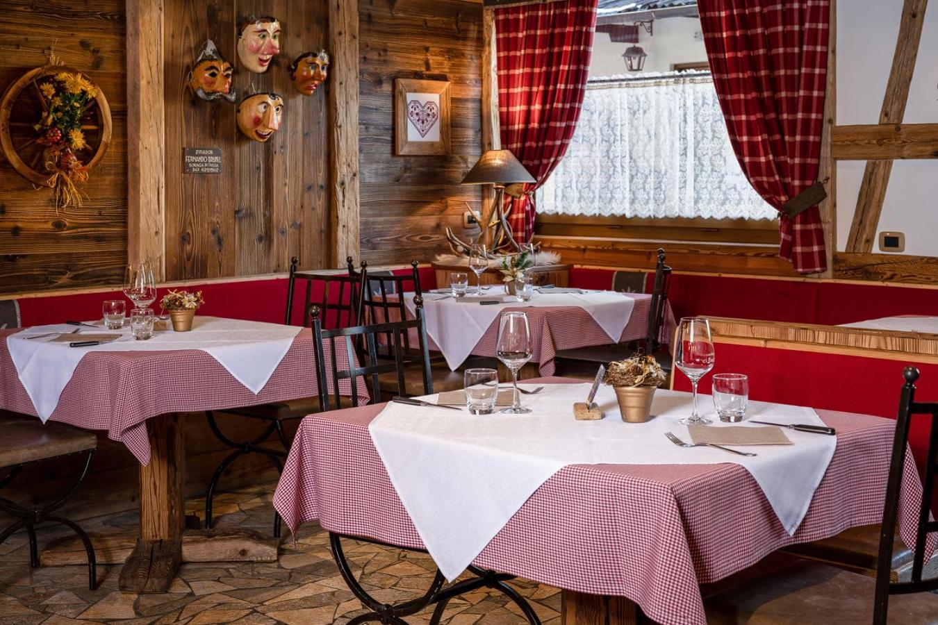 Hotel Garni Ladin Vigo di Fassa Zewnętrze zdjęcie