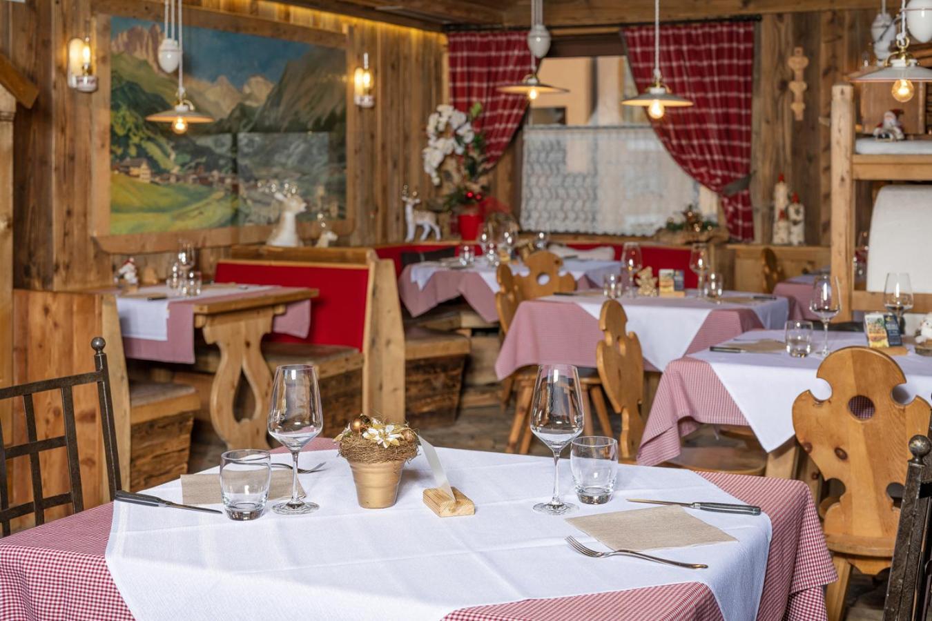 Hotel Garni Ladin Vigo di Fassa Zewnętrze zdjęcie