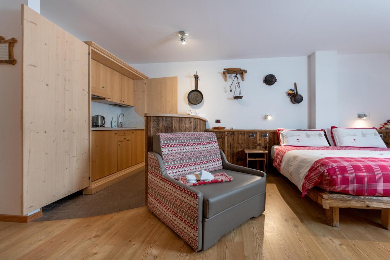 Hotel Garni Ladin Vigo di Fassa Zewnętrze zdjęcie