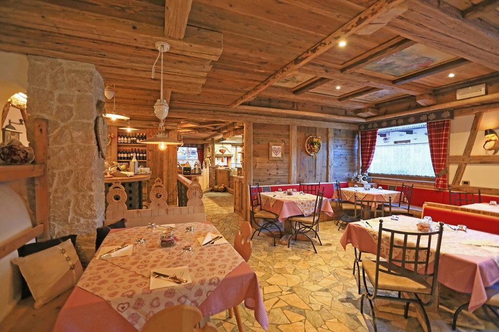 Hotel Garni Ladin Vigo di Fassa Zewnętrze zdjęcie